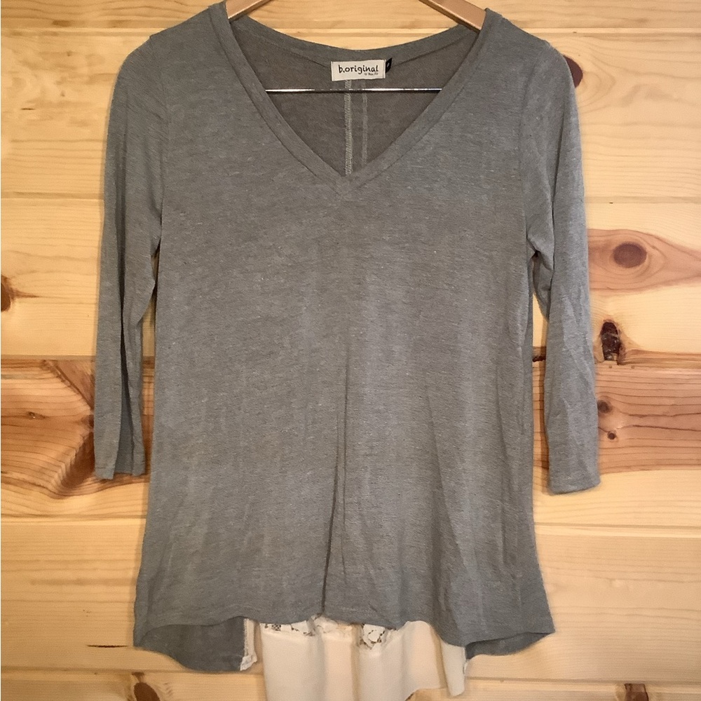 B Original by Shoe Fly Gray 3/4 Sleeve Blouse with Gorgeous Lace Accents Size S